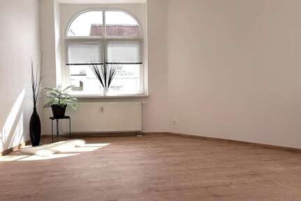 Wohnung zum Mieten in Wurzen 375,00 € 49 m²