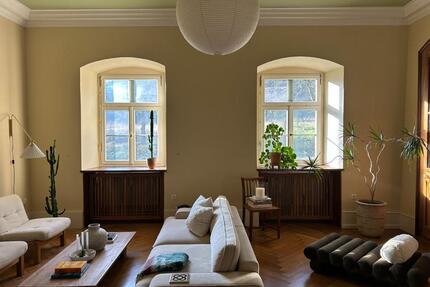 Wohnen im Schloss – Großzügige 2,5 Zimmer mit Garten & Pool - Bad Rappenau