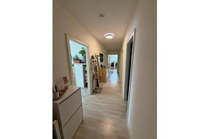 3-Zimmer Wohnung - 960,00&nbsp;EUR Kaltmiete, ca.&nbsp; 72,00&nbsp;m&sup2; in Essen (PLZ: 45279) Stadtbezirk VII