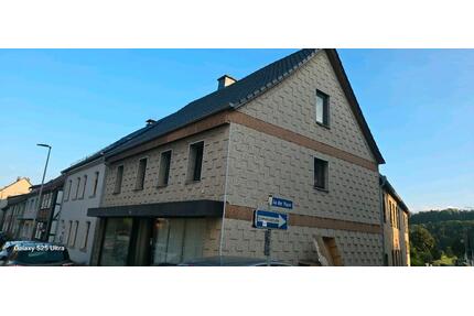 Ich biete mein Haus - 180.000,00&nbsp;EUR Kaufpreis, ca.&nbsp; 750,00&nbsp;m&sup2; in Höxter (PLZ: 37671)