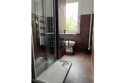 moderne 3- Raum-Wohnung - 335,00&nbsp;EUR Kaltmiete, ca.&nbsp; 57,79&nbsp;m&sup2; in Reichenbach im Vogtland (PLZ: 08468)