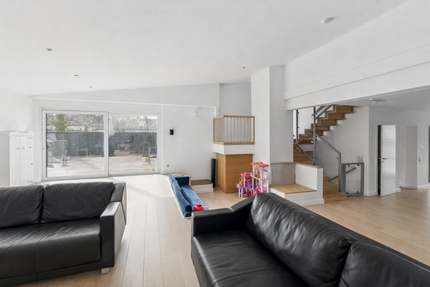 Haus zum Kaufen in Ratingen-Ost 1.040.000,00 € 190 m²