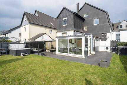 Haus zum Kaufen in Leichlingen 699.000,00 € 176 m²