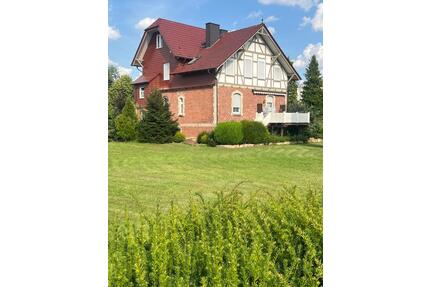 Zentrales Zweifamilienhaus mit Grün von Privat - Rotenburg an der Fulda