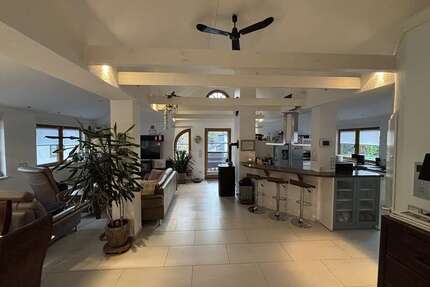 Wohnung zum Kaufen in Bergneustadt 380.000,00 € 149 m²