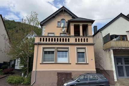 Haus zum Kaufen in Treis-Karden 209.000,00 € 185.27 m²