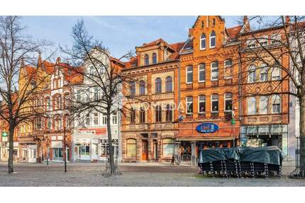 Teilvermietet: Historisches MFH mit großem Potenzial - 4 WE & Gewerbefläche in zentraler Lage - Northeim