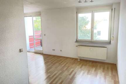 Wohnung zum Mieten in Zwickau 220,00 € 31.28 m²
