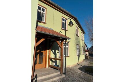 3,5-Raum-Wohnung in Rehestädt - 500,00&nbsp;EUR Kaltmiete, ca.&nbsp; 82,00&nbsp;m&sup2; in Amt Wachsenburg (PLZ: 99334)