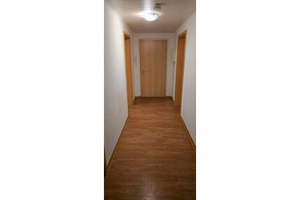 In Nieschütz: Vermiete schöne 3 Raumwohnung - Ebersbach