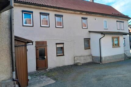 Ein-Zweifamilienhaus mit Kamin & Kachelofen | 140 m² - Schwarza