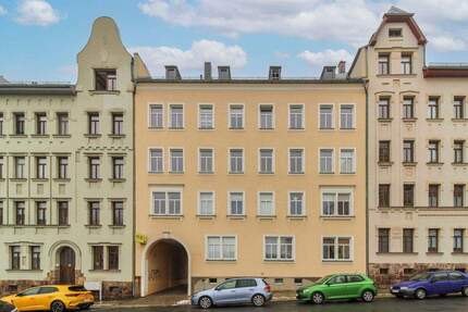 3-Zimmer-Wohnung mit Tageslichtbadezimmer und Balkon im Lutherviertel - Chemnitz