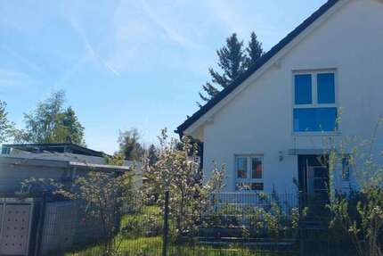 Haus zum Kaufen in München 665.000,00 € 100 m²