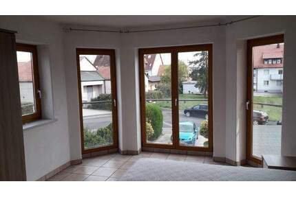 Neubau 2 12 Zimmer Wohnung mit Einbauküche und Balkon ab Sofort Frei oder 01.05.2026 frei - Schweinfurt Oberndorf