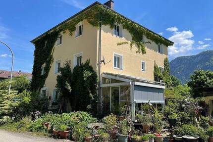 reserviert ! provisionsfreie Erdgeschoßwohnung mit Wintergarten und 2 Garagen - lebenstraum immobilien Jan Pehlke - Kiefersfelden