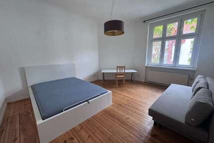 Wohnung zum Mieten in Berlin 735,36 € 30.64 m²
