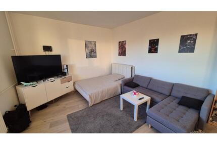 (Teilmöbliertes) Zimmer in 2-Zimmer-Wohnung zu vermieten - Berlin Neukölln