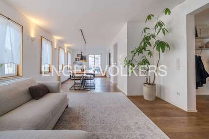 Haus zum Kaufen in Oberursel (Taunus) 1.980.000,00 € 260 m²