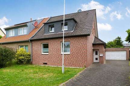 Haus zum Kaufen in Dormagen Straberg 395.000,00 € 137.97 m² - Dormagen / Straberg