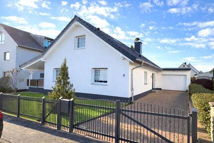 Modernes Einfamilienhaus - Anbau, Garten, Kamin & Sonnenterrasse - Reinheim