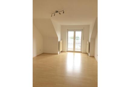 Vermiete sonnige 2 Zimmer Wohnung in Deggendorf Stadt (63qm) - Eichendorf