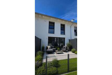 Haus zum Mieten in Herbolzheim-Wagenstadt 1.700,00 € 125 m²
