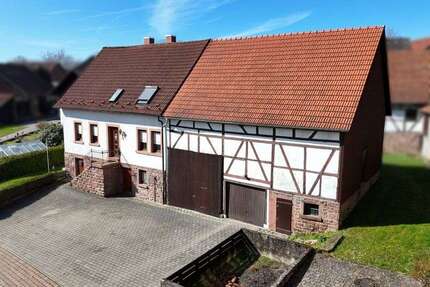 Haus zum Kaufen in Waldbrunn-Schollbrunn 329.000,00 € 149.73 m²