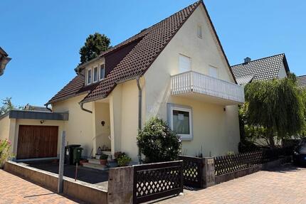Freistehendes Einfamilienhaus mit Garten - Edenkoben