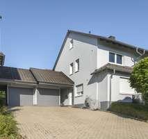 Moderne 3-Zimmer-OG Wohnung mit Balkon und Einbauküche in ruhiger - Körle