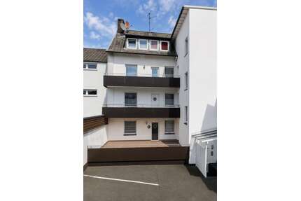 Haus zum Kaufen in Velbert 690.000,00 € 349.32 m²