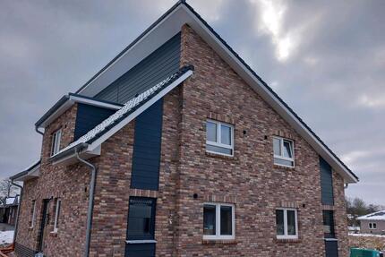 MODERN. HOCHWERTIG. GROßZÜGIG. Doppelhaushälfte mit Garten - Barßel