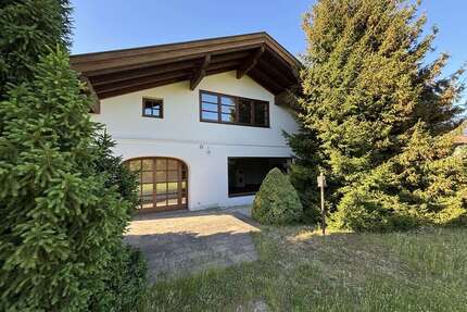 Haus zum Kaufen in Surberg 1.395.000,00 € 258.33 m²