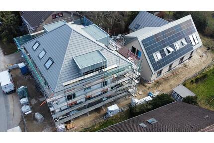 Moderne Neubauwohnung in Bielefeld-Hoberge – KfW40 QNG | Wä