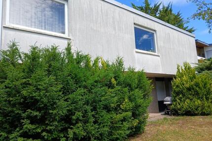 Ruhig gelegenes Einfamilienhaus mit großem Garten - Pforzheim