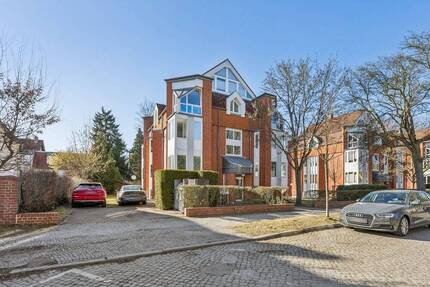 4-Raum-Wohnung mit Gartenblick und Stellplatz vor der Tür - Berlin Frohnau