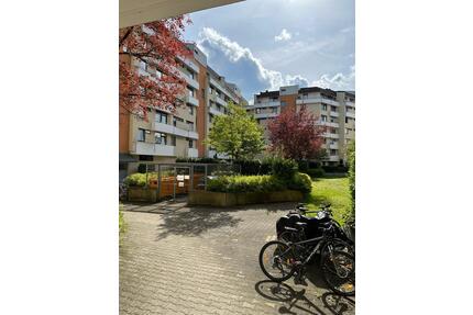 2 ZKB Wohnung mit Balkon & Tiefgarage in Augsburg-Pfersee - Neusäß