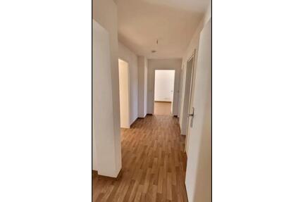 Wohnung Waldershof 70qm - 408,00&nbsp;EUR Kaltmiete, ca.&nbsp; 70,00&nbsp;m&sup2; in Waldershof (PLZ: 95679)