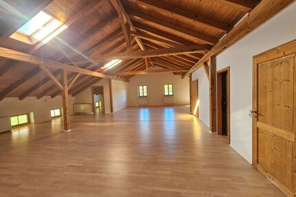 traumhafte Atelier Wohnung auf dem Einödhof - Tittmoning