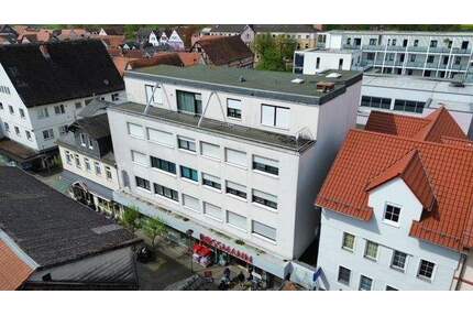 EIGENER LADEN UND WOHNUNGEN! KEINE KÄUFERPROVISION! - Kirchhain