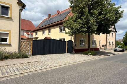 Haus zum Kaufen in Wonfurt 298.000,00 € 257.6 m²