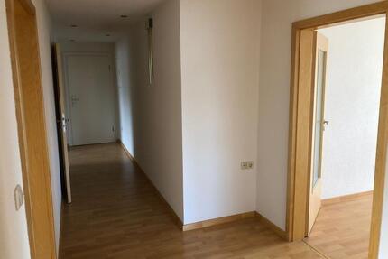Schöne große 3 Zimmer Wohnung - Ideal für Pendler - Töging am Inn