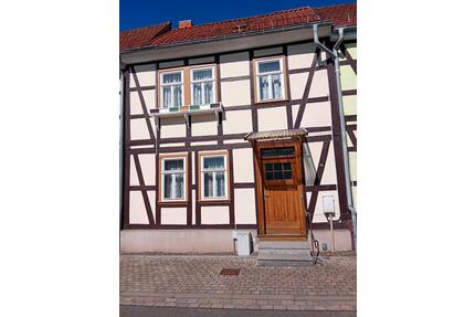 Einfamilienhaus - 35.000,00&nbsp;EUR Kaufpreis, ca.&nbsp; 120,00&nbsp;m&sup2; in Harztor (PLZ: 99768)