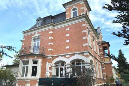 Haus zum Kaufen in Roßwein 380.000,00 € 315 m²