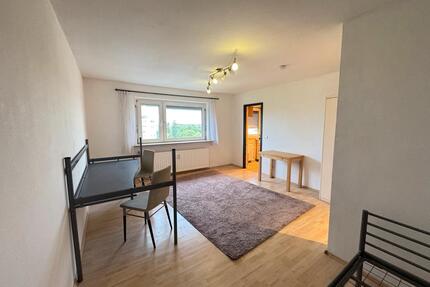 Nettes Apartment im achten Stock mit Lift - München Bogenhausen