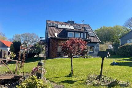 Ihr neues Zuhause: Wunderschönes Einfamilienhaus mit großem Gartenparadies - Haan