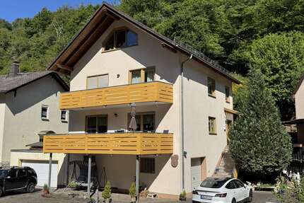 Haus zum Kaufen in Sauerthal 350.000,00 € 276 m²