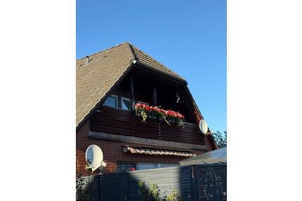 Top 3 Zimmer Wohnung mit Süd-Sonnen-Balkon, Garten, ruhige Lage - Oldenburg in Holstein