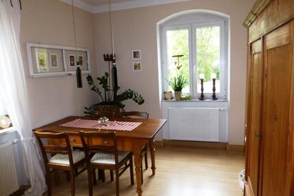 Schöne Altbauwohnung in Kitzingen, Moltkestr. zu vermieten
