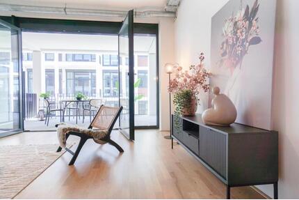 2-Zimmer-Loftwohnung mit großem Balkon in alter Zigarettenfabrik - Bremen Häfen