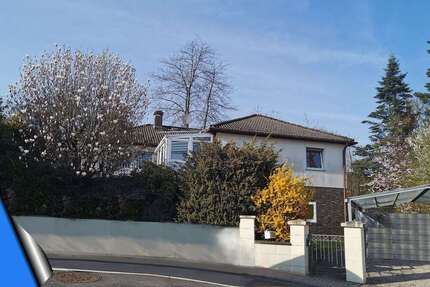 Haus zum Kaufen in Wiesbaden 695.000,00 € 240 m²